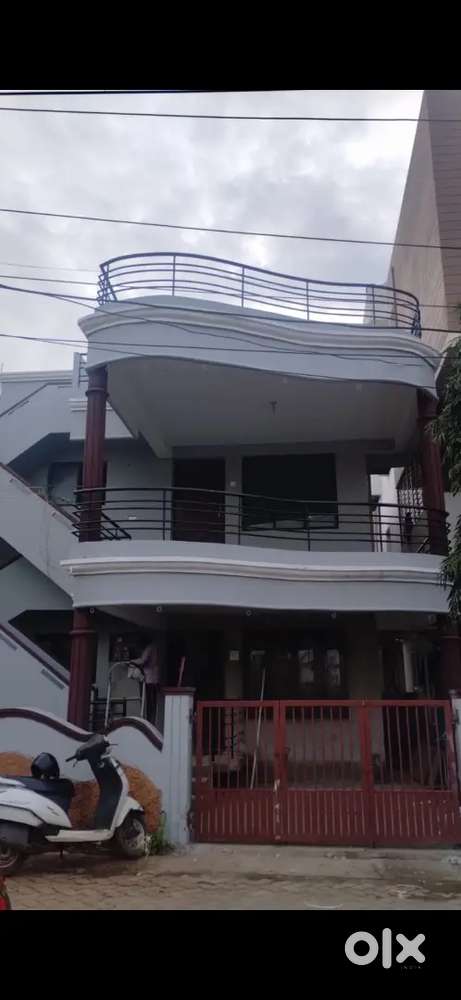 4 BHK 2 Floor Independent Bunglow In Shahunagar Vinayak colny Belgaum
