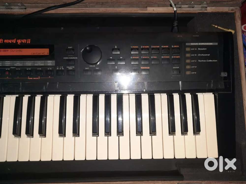 ROLAND XP 30 FOR SALE