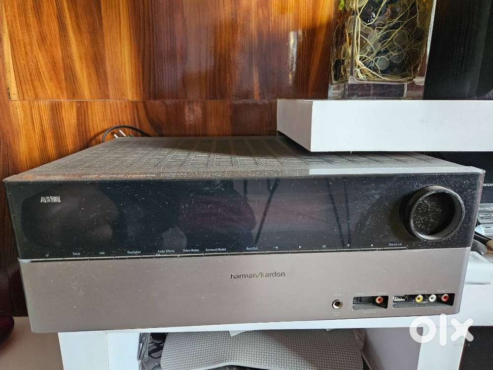 Harmon Kardon AVR 360 5.1 with 6 JBL speakers in good condition for sa