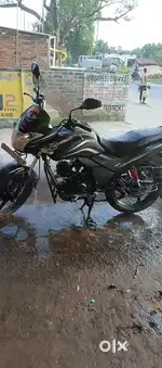 New condition bike only 15000 km used