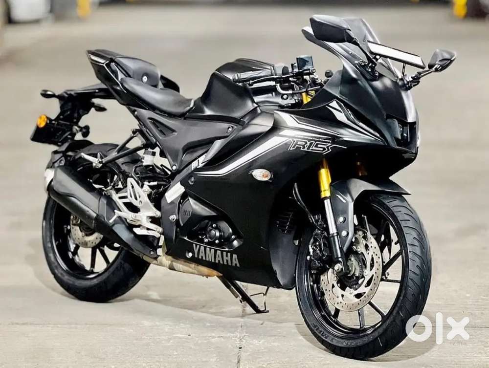Yamaha R15 V4 Dark Knight