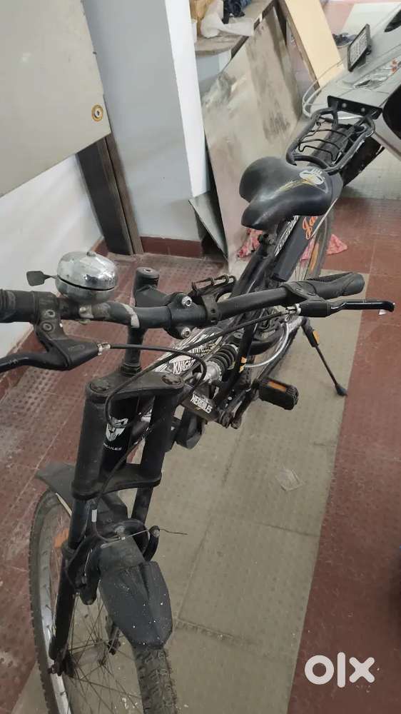Hercules Knightrider–Adult Cycle Excellent Condition Partially Used