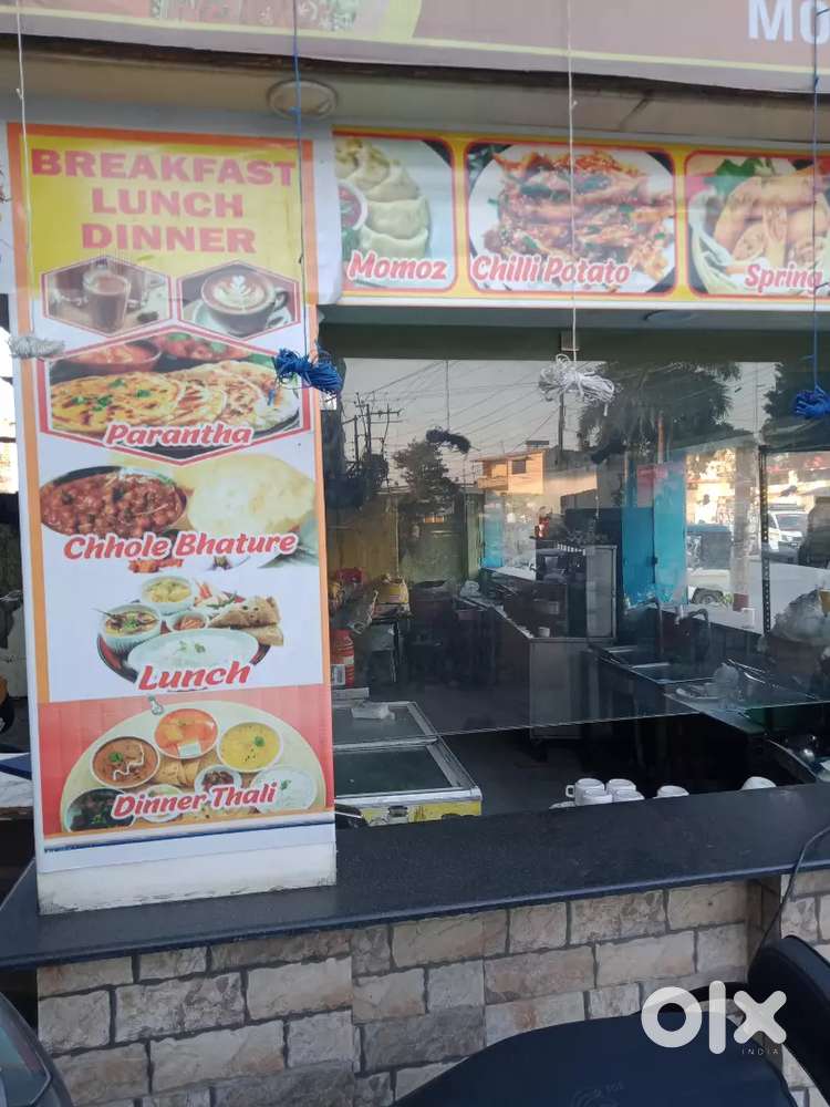 Safe ki jarurat h hotel k liye