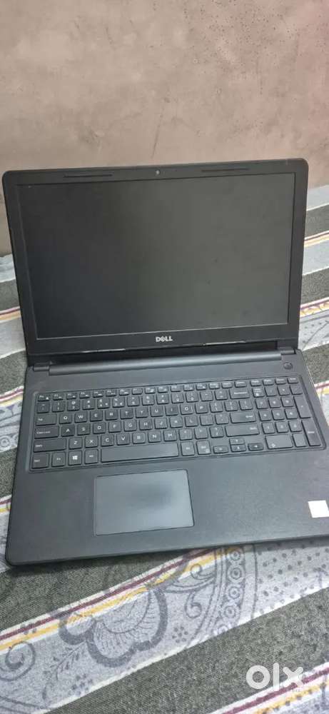 Dell Inspiron 15