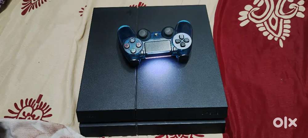 PlayStation 4 fat model