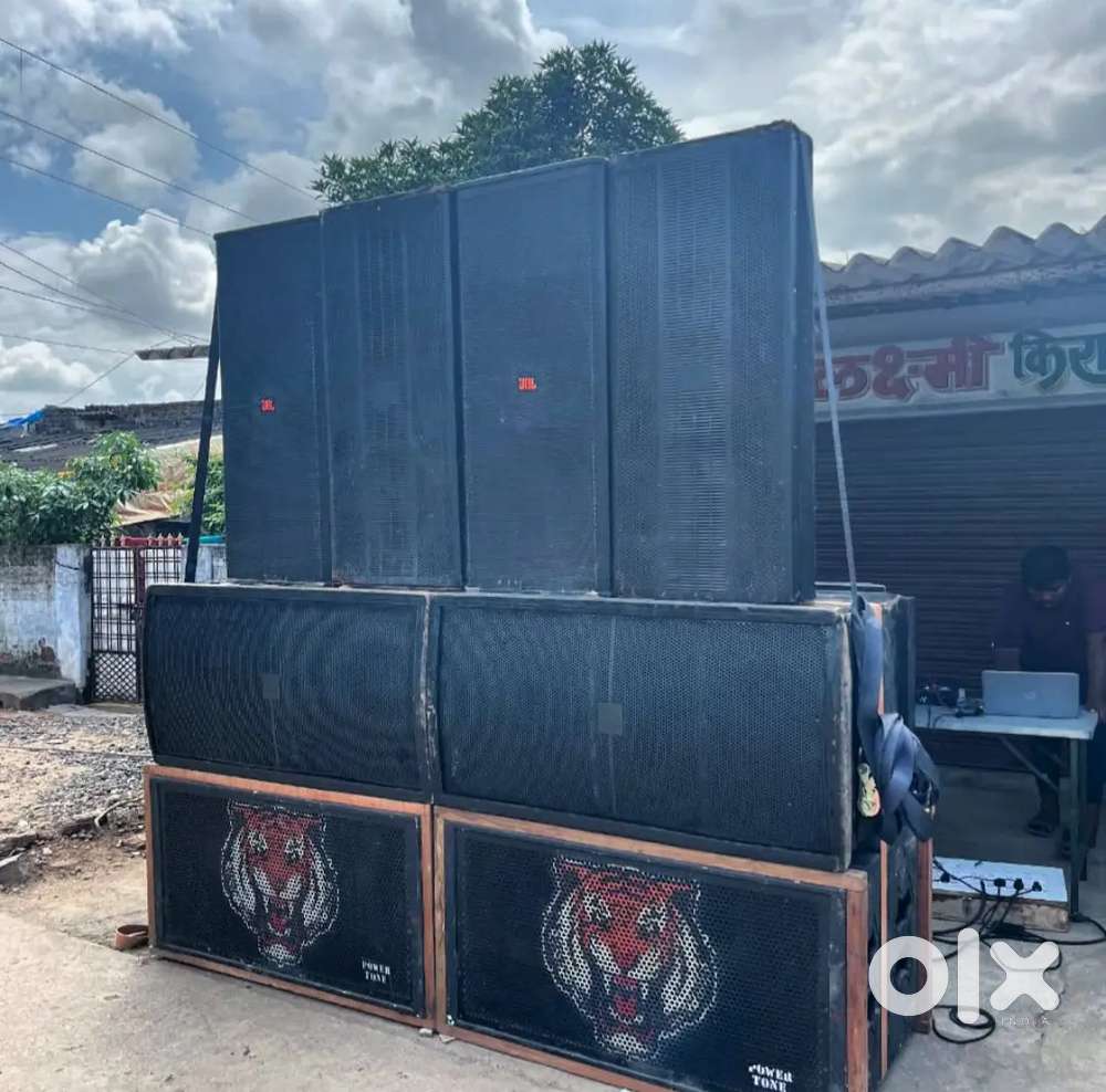 Dj speaker top and bass