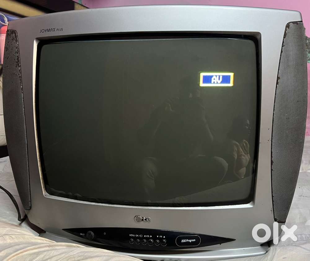 LG TV ORIGNAL GOOD Condition