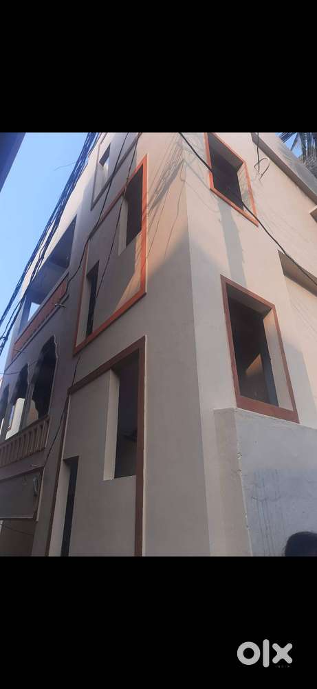 Near by Appolo Healthcare Arilova Single Bedroom Portion  @ 6000