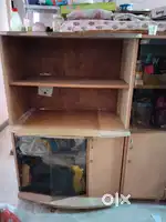 7 partitioned showcase cupboard