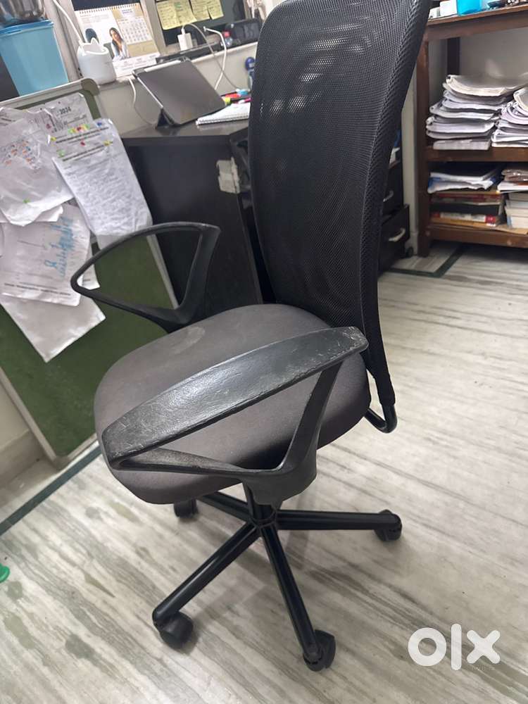 study  or office table chair: ,5k