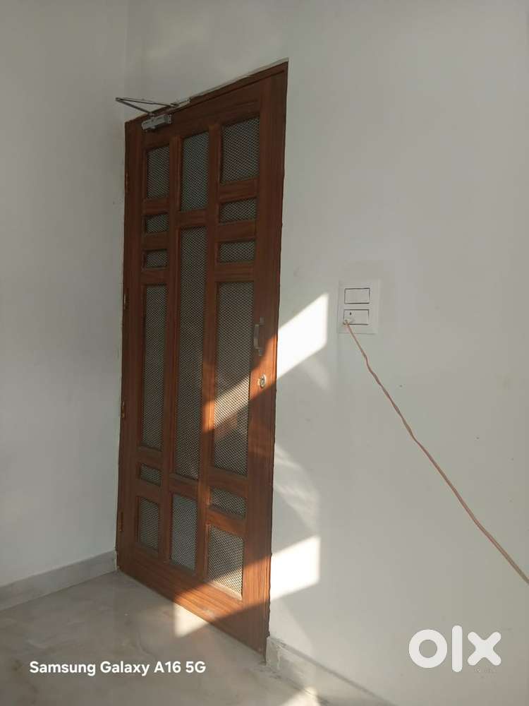 Newly Build 2 Bhk floor available for rent
