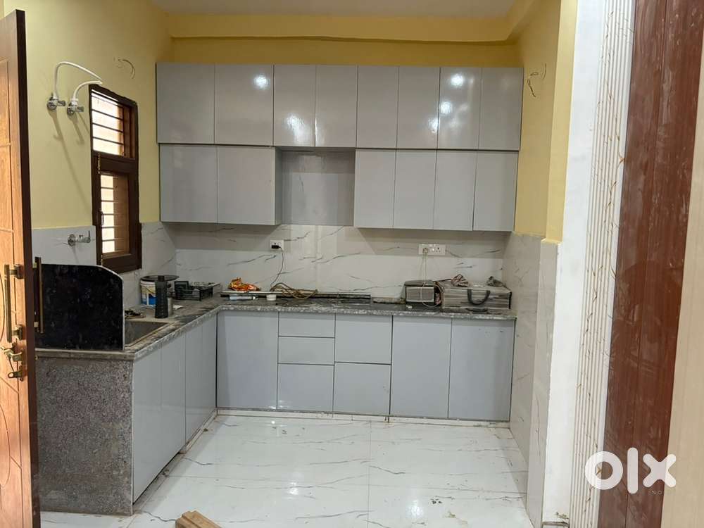 85 gaj makaan for sale in balaji enclave govindpuram