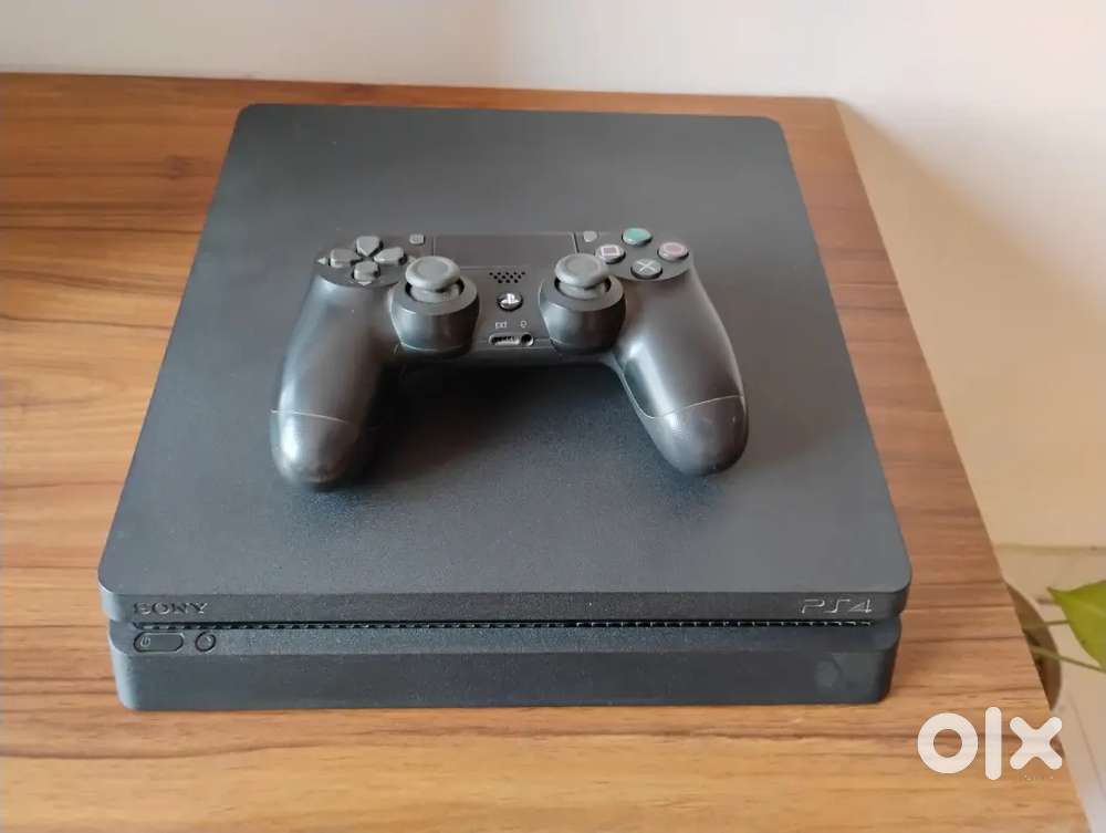 Sony PlayStation 4
