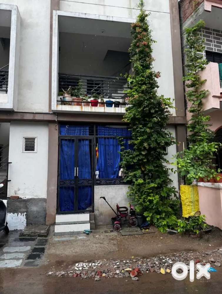 Row House, Ground Floor for Rent Near S.g. Highway