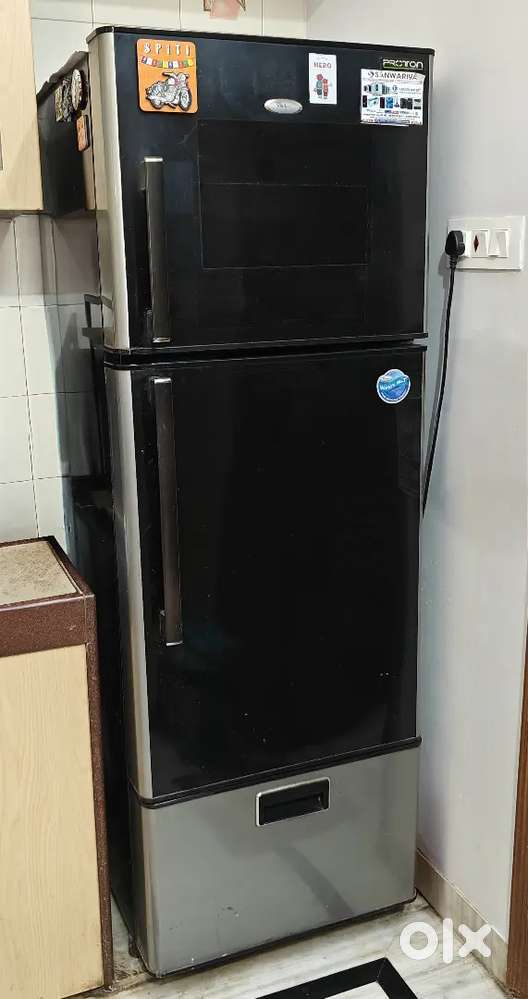 Whirlpool Proton 3 door fridge 350 lt, 5 star best condition for sale