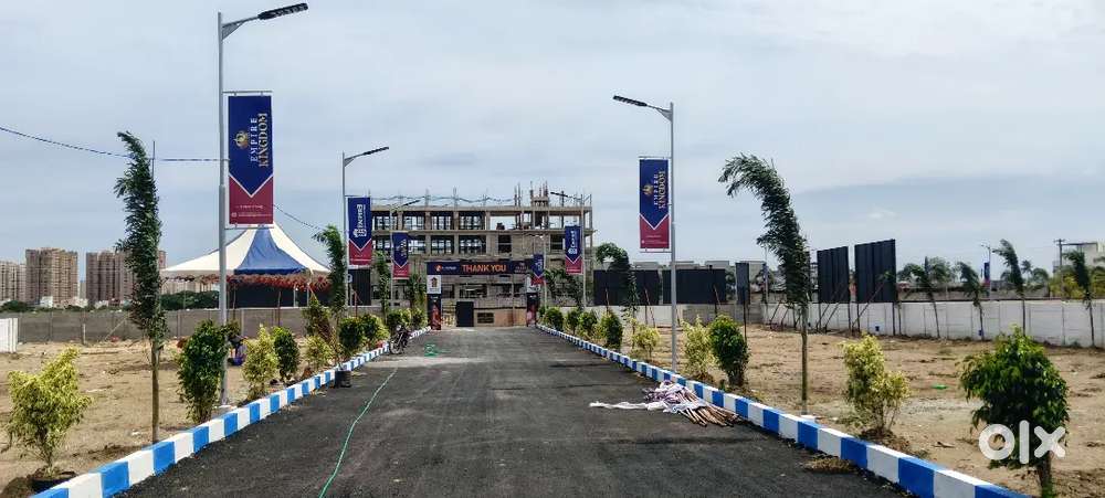 GATED COMMUNITY PLOT SALE IN SIRUSERI