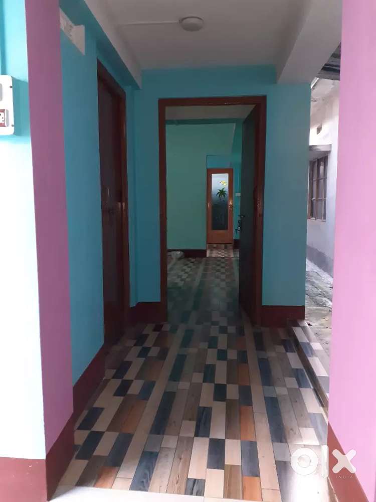 ঘর ভাড়া দেওয়া হবে।