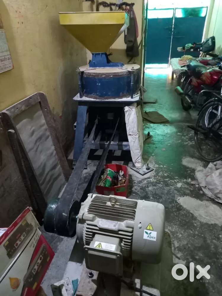 Atta chakki 10 hp mottar 3 phase