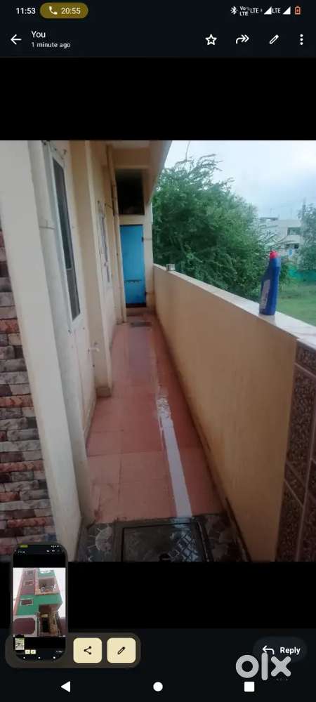 1bath rooom kitchen hall