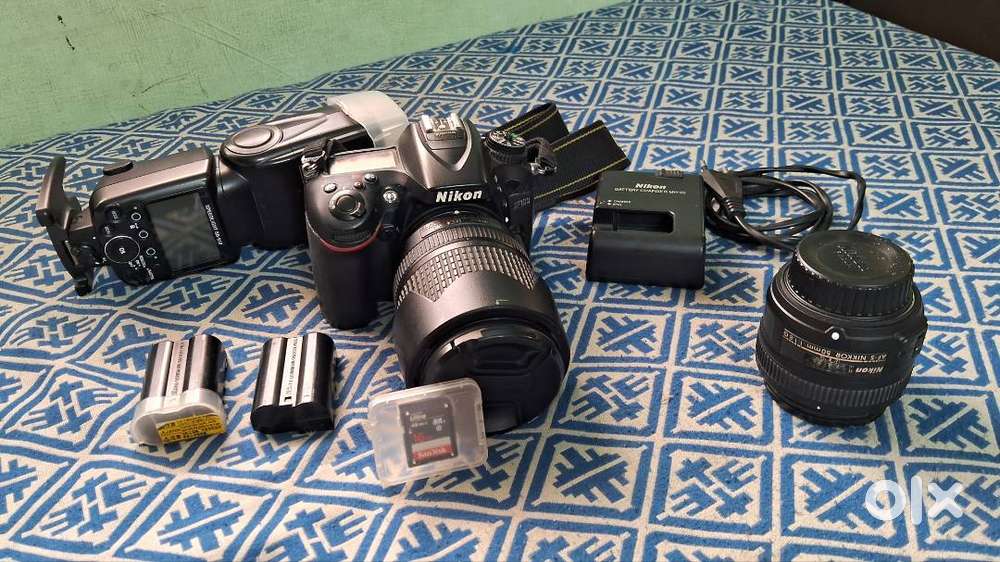 NIKON 7100 with 18-140Lens & 50mmLens Nikon SB910 Speed light