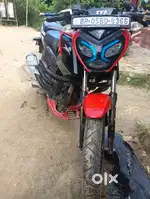 18 mahine gadi Chala Hai gadi gadi pura new condition mein hai