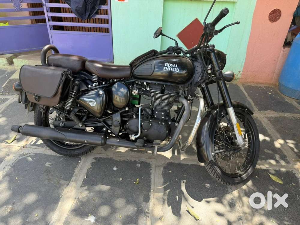 Classic 500 Stealth Black Dual Channel ABS