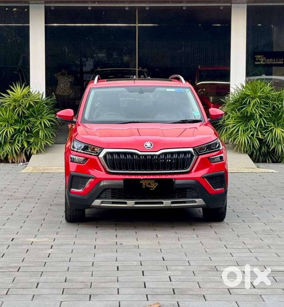 Skoda Kushaq 1.0 TSI Style AT, 2022, Petrol