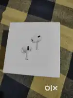 Apple airpod 2nd generation with magsafe charging case
