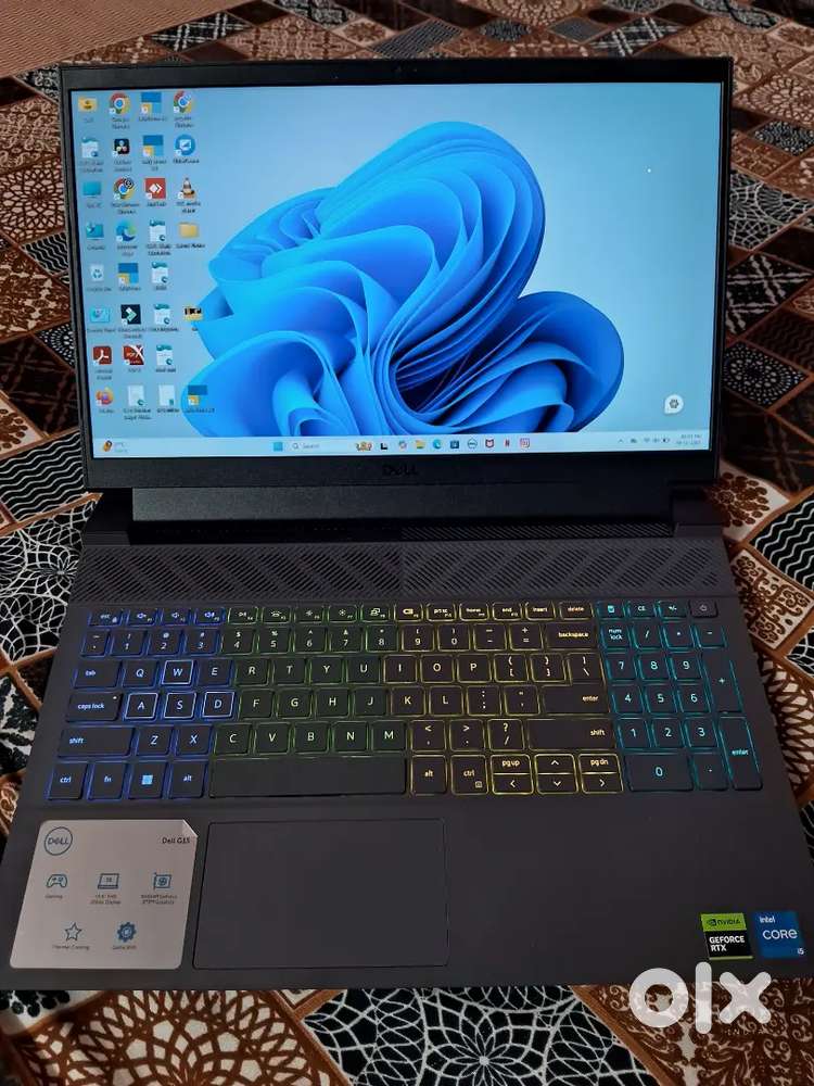 D3ll Inspiron G15-5530 Notebook.