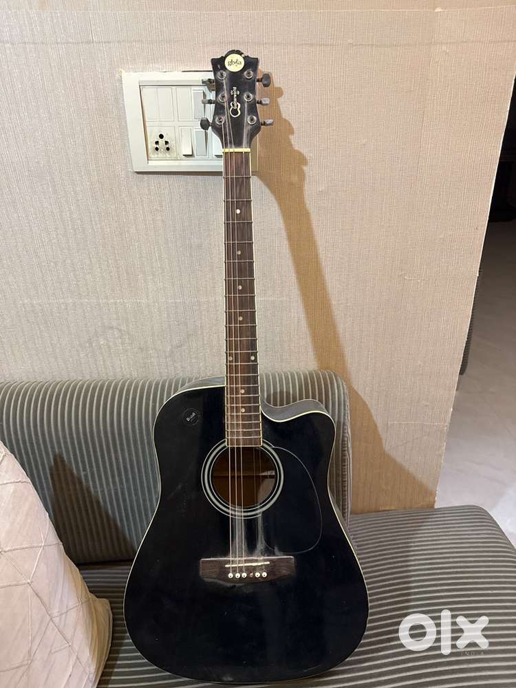 Guitar for sale