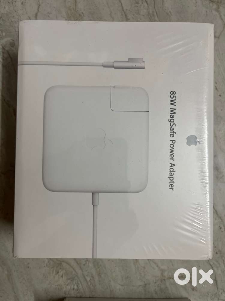 Apple MacBook charger 96W & 85W