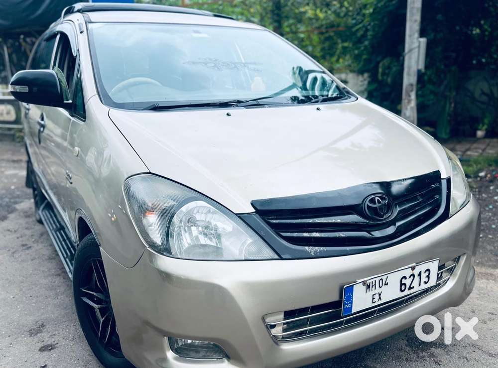 Toyota Innova 2009-2011 2.0 GX 8 STR, 2011, Diesel