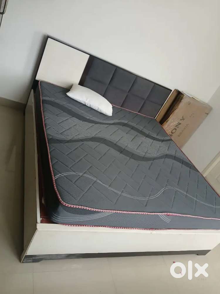 6×6  bed double cott