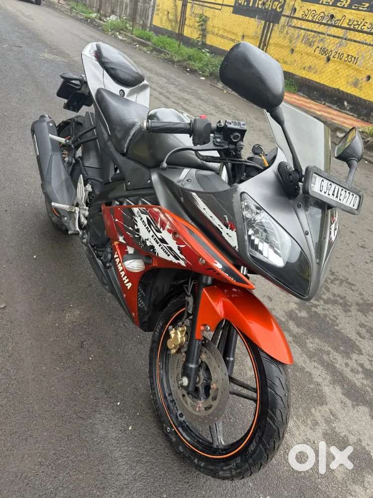 R 15 V.02 (YAMAHA)