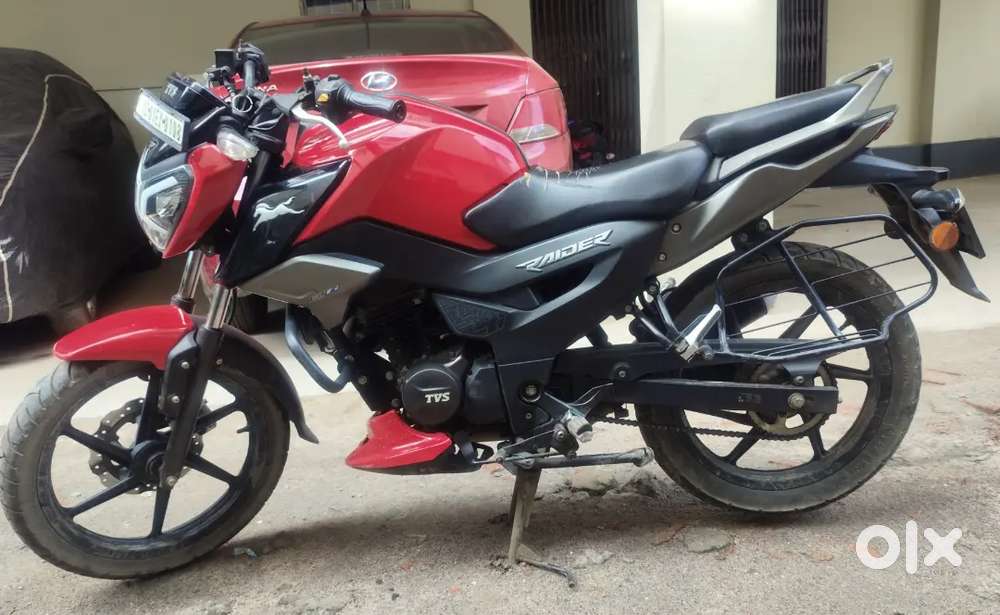 TVS Raider 125 bike is on showroom condition.Bit negotiable