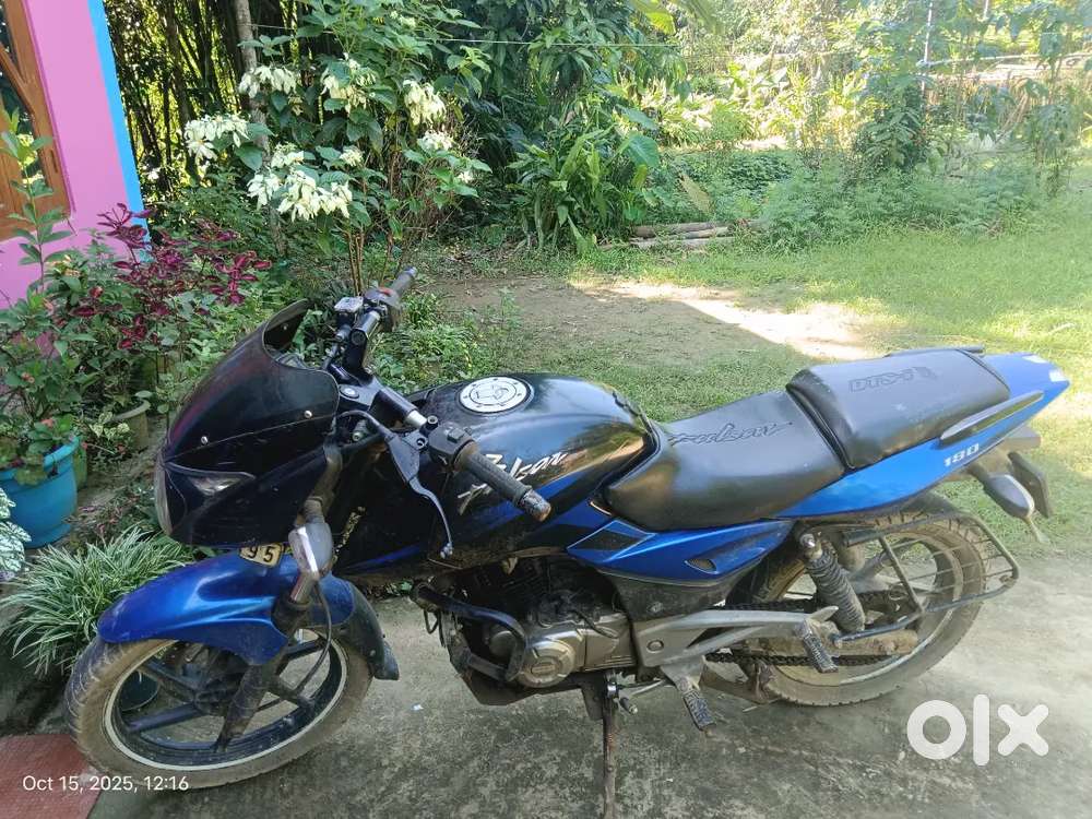 Bajaj Pulsar 180 (2015) – Excellent Condition – Single Owner