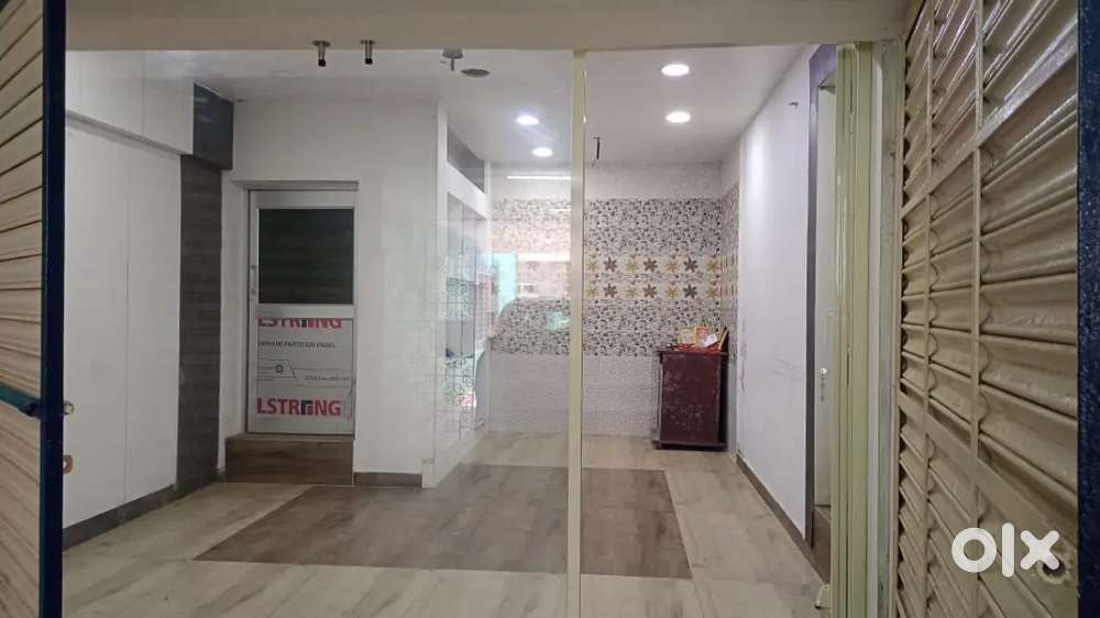 Maa Tara Tarini Women's Hostel / Mesh