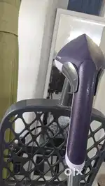 Philips -- Steam Iron Standee
