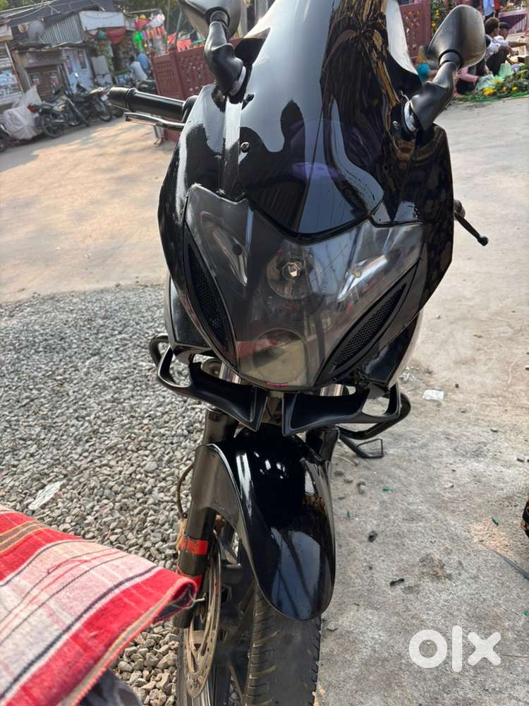 bajaj pulshar220 no problam new lena h