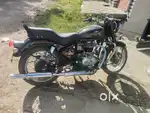 Royal Enfield Standard. Black. 60,000 Fix price.