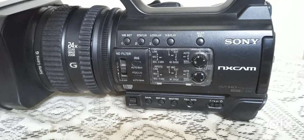 Video camera sony nx 100