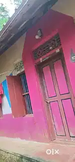 അലംകോട് വഞ്ചിയൂരിൽ വീടും സ്ഥലവും വില്പനയ്ക്.
