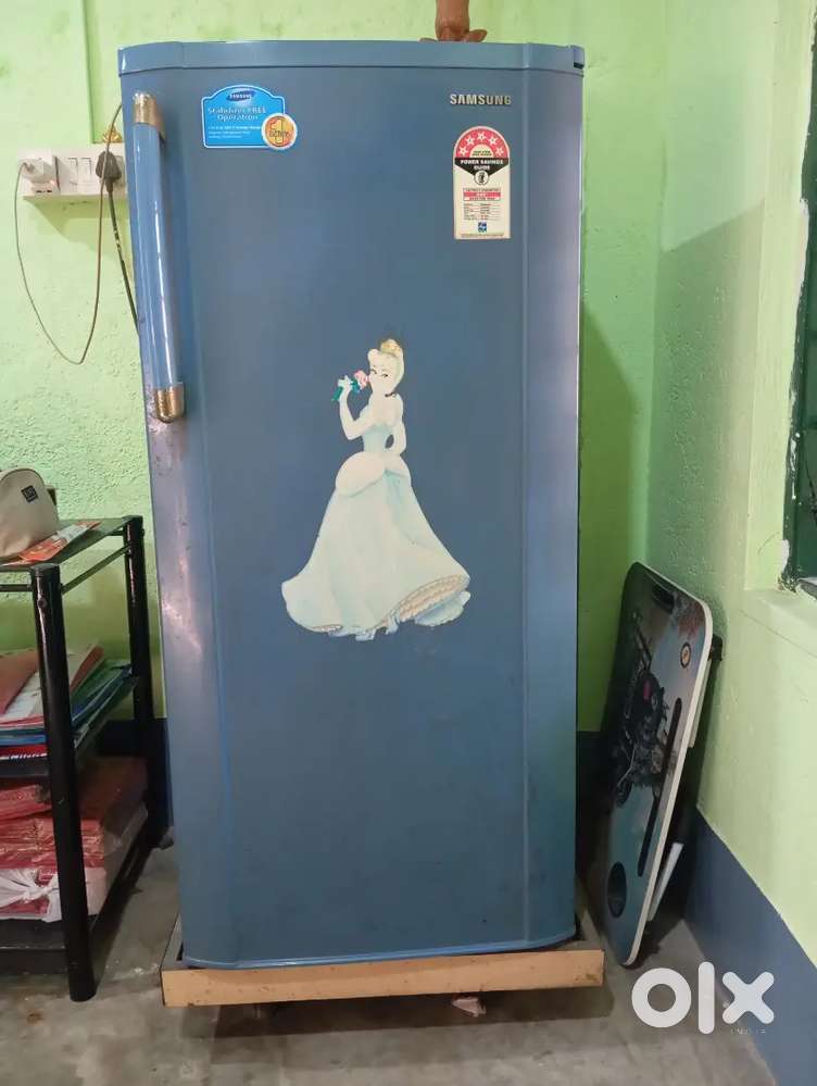 Fridge to sell