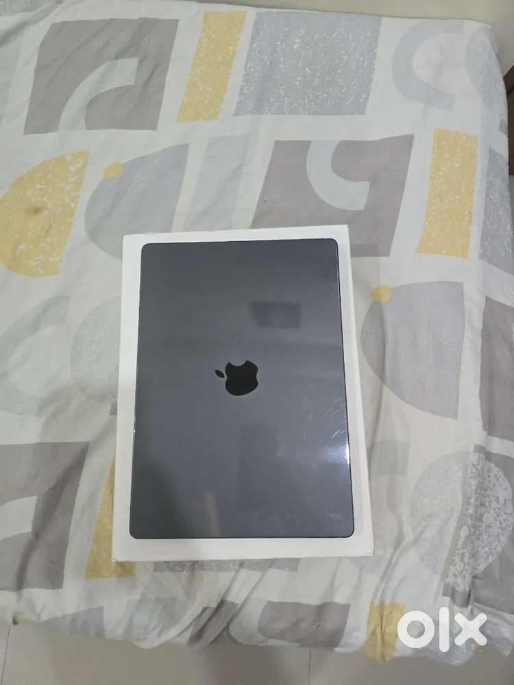Macbook pro m3 pro 2024..