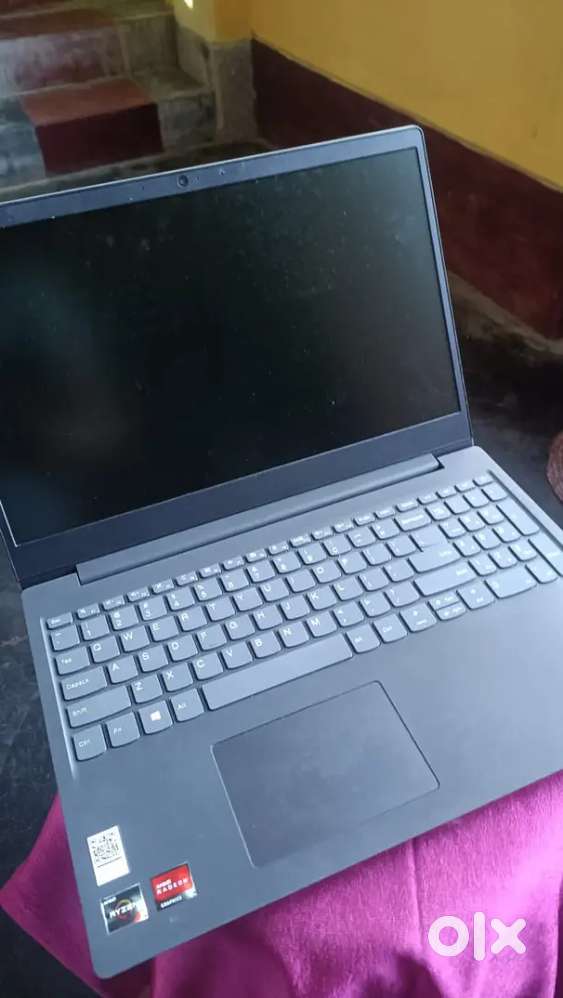 Lenovo laptop 4gb  in good condition dm asap