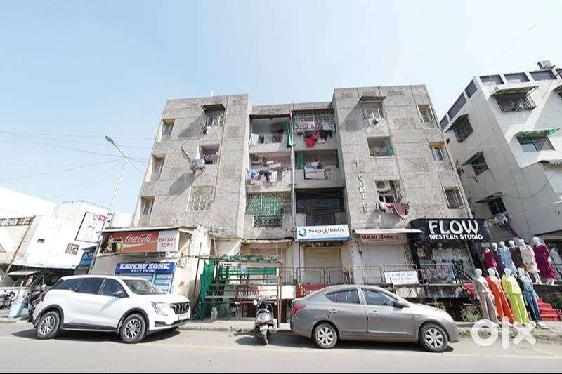 Shailex Complex Shop For Sell in Maninagar