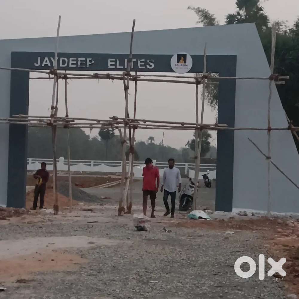 Just 2km distance from r&b junction