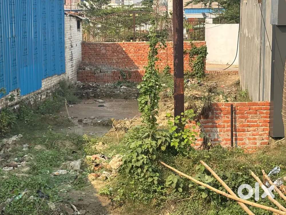 Ring Road chandmari main ring road pe plot hai 1100