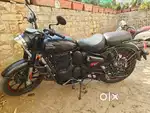 RE Classic 350 Stealth Black 2023 7000km
