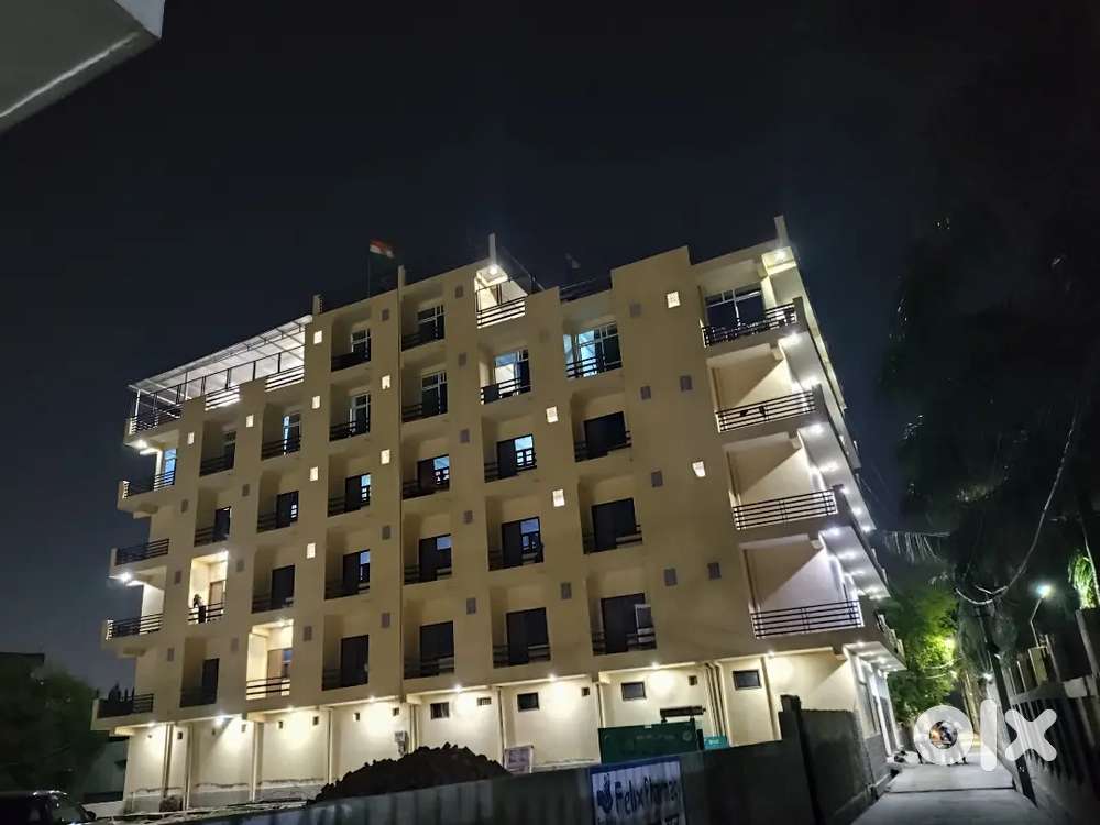 Jagan PG Premium Co-living pg for girls and boys near sector 142,135